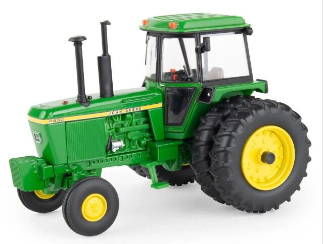 John Deere 4430 Tractor with Cab and Rear Duals - 1/32 Prestige Series