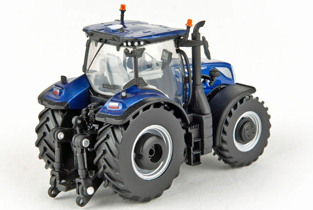 New Holland T7.270 Blue Power Tractor - 1/64 Prestige Series