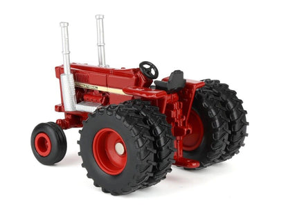 International Harvester 1486 V8 Tractor with rear duals - 1/64