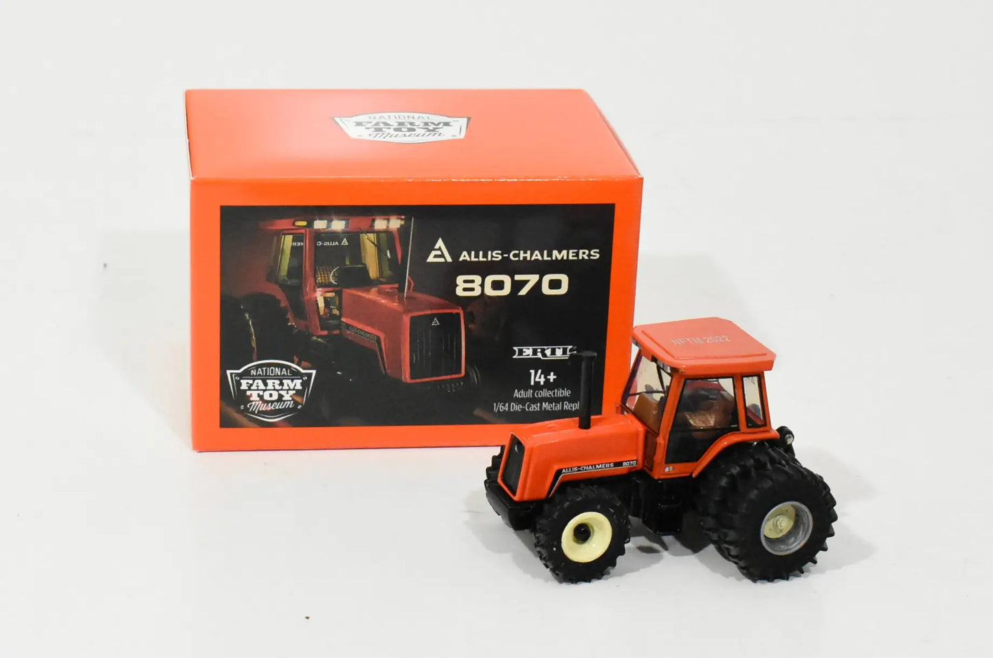 Allis Chalmers 8070 Tractor with Rear Duals - 1/64