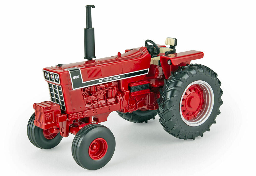 International Harvester 966 Black Stripe Model Tractor - 1/32