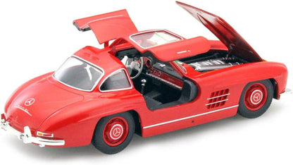 Mercedes Benz 300 SL Gullwing Coupe - 1/24